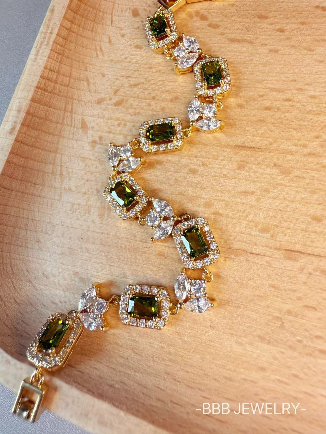 Elf Series cube sugar leaf copper 14K gold zircon bracelet