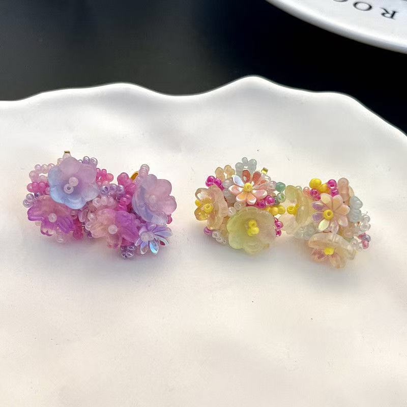 Beaded flower rings